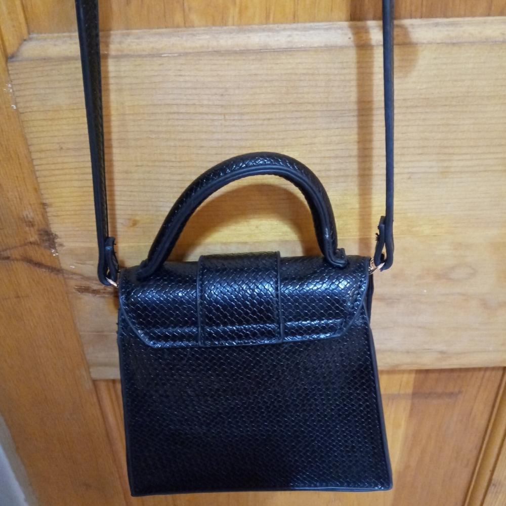 Bag - Picture 3 of 5